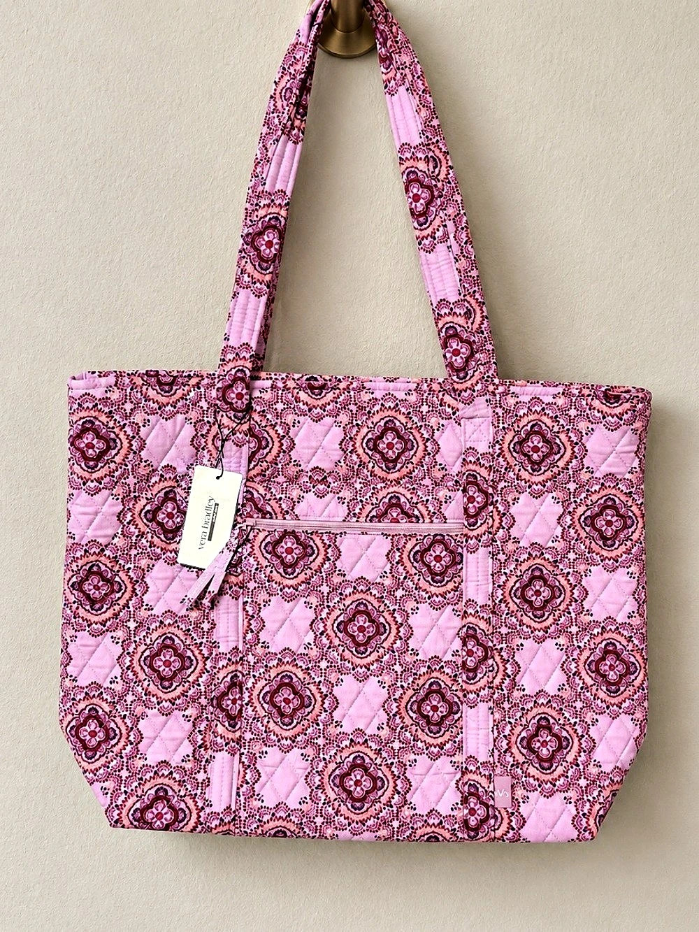 Vera Bradley Heritage Vera Tote Lavender Medallion Quilted Cotton NWT